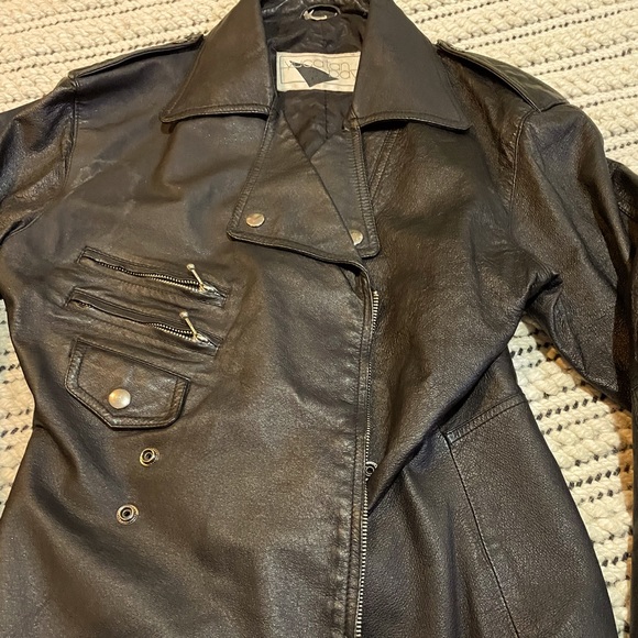 Black leather jacket vintage size small - Picture 3 of 6